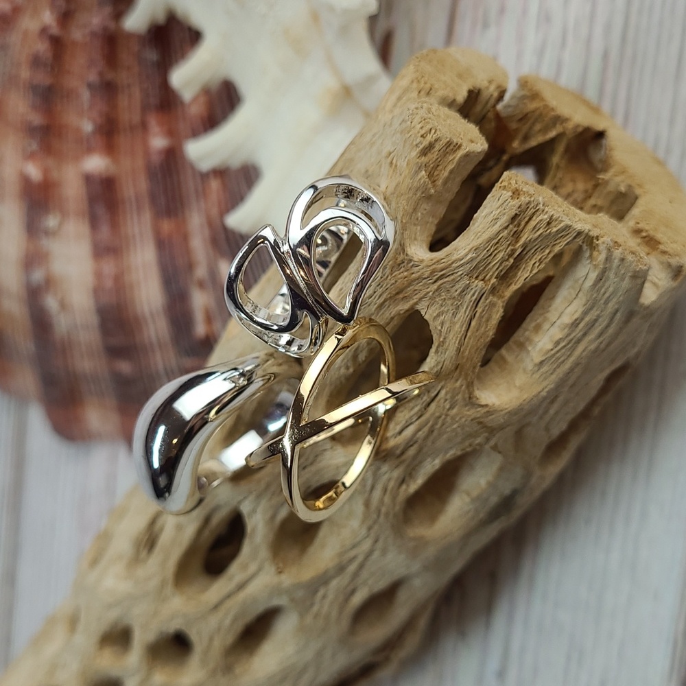 BUNDLE OF THREE FASHION RINGS - Picture 2 of 12
